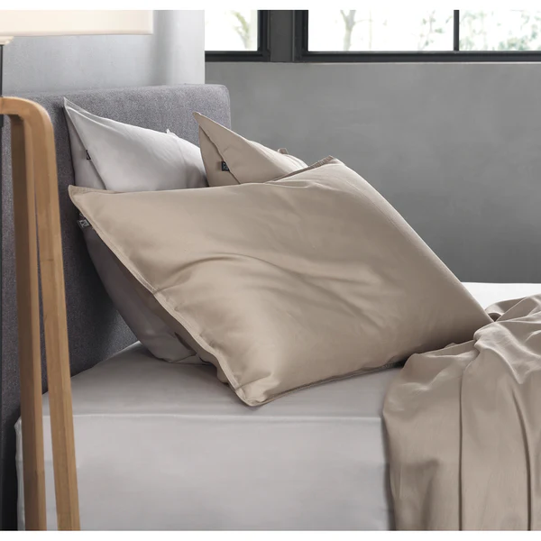 Kissenbezug Satinado II (2er-Set) - Baumwolle Satin - Sand - 80 x 80 cm - Image 2