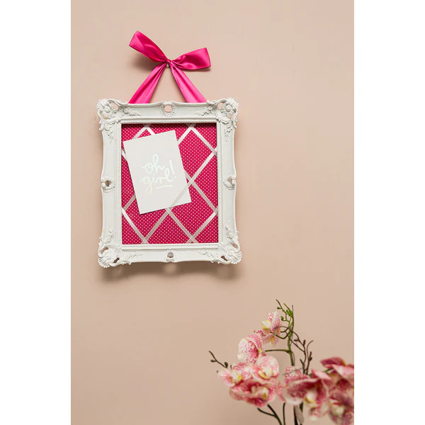 Memo Board Justina - Polyresin - Weiß / Pink - Image 2